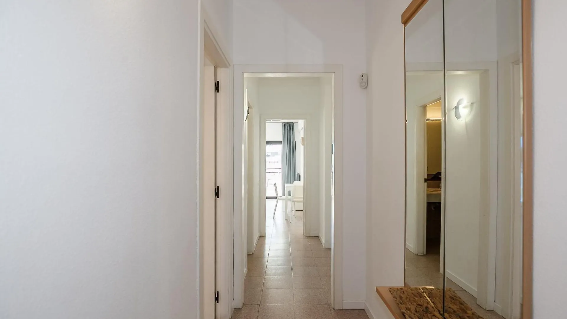 Uhc Montecarlo Apartments S104-018 Salou Hiszpania