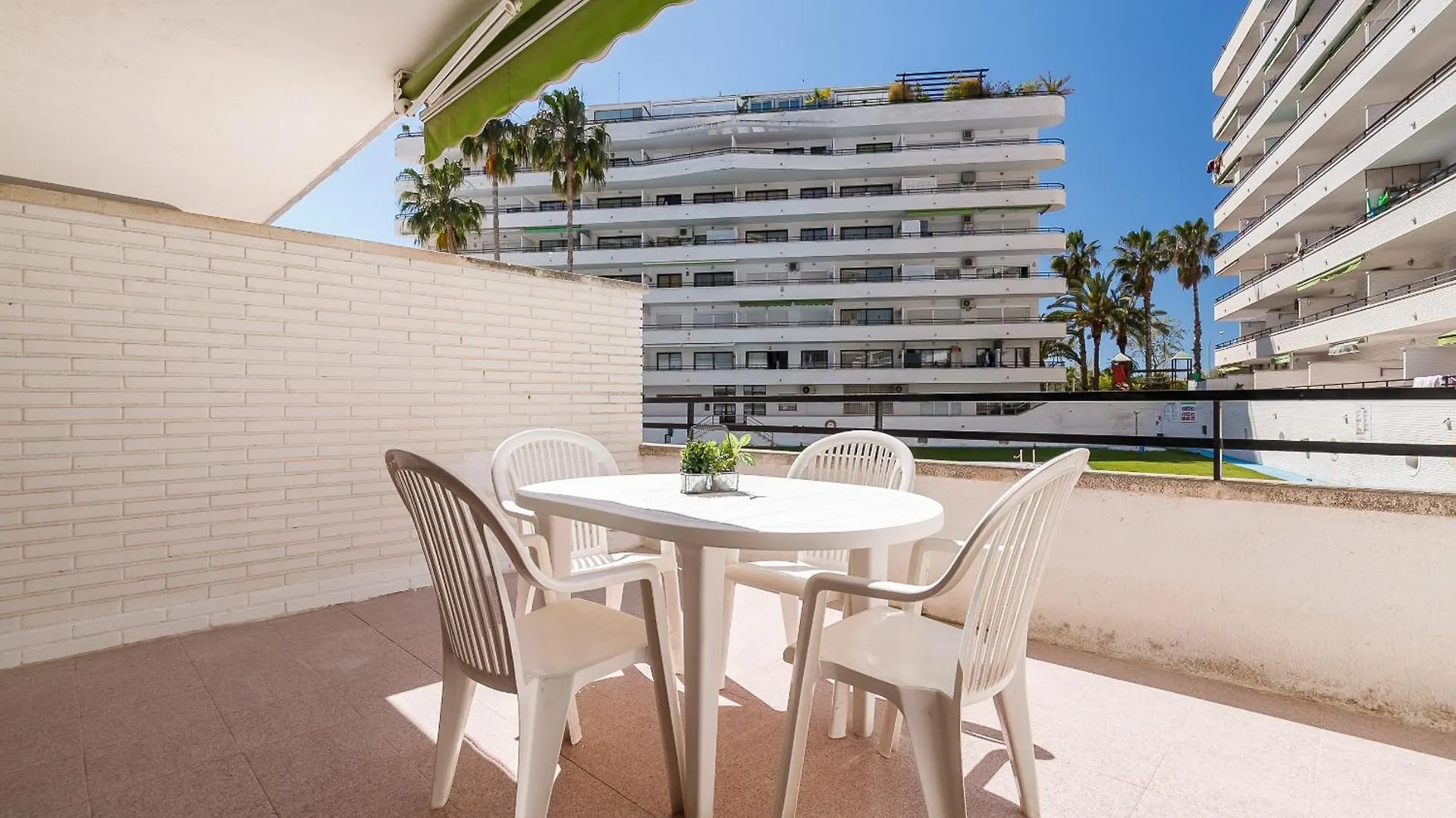 Uhc Montecarlo Apartments S104-018 Salou 0*,